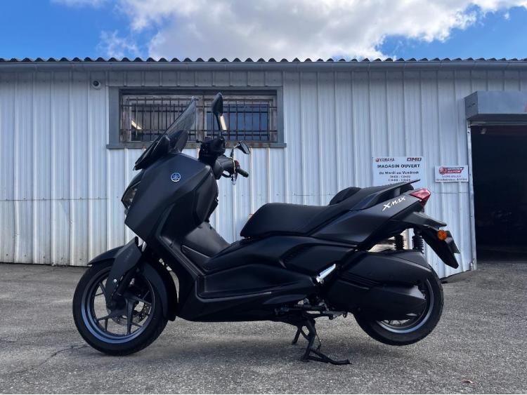 YAMAHA XMAX 300