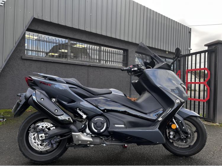 YAMAHA XP T-MAX 560 TECH MAX