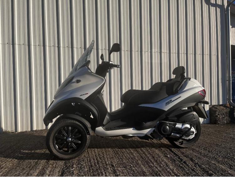 PIAGGIO MP3 400 LT